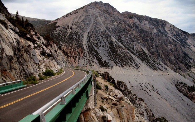 carretera tioga pass en california